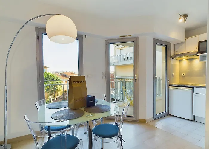 Centre Suquet * 칸느